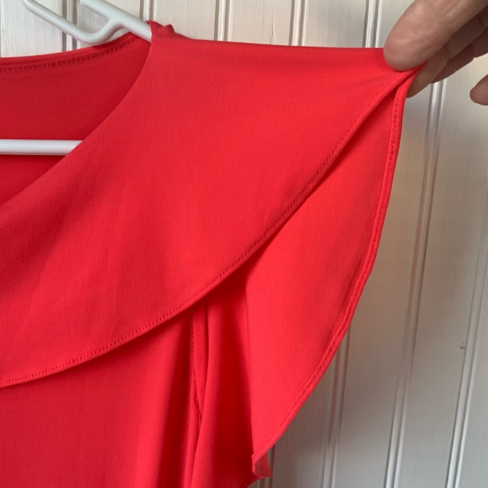 Rafaella (Large) Coral Collared w/flutter sleeves w/band & tie at bottom hem; - Picture 4 of 4